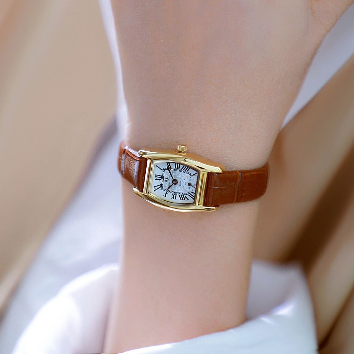 BS Damenuhr Vielseitiger Retro – Luxury Watch Leather Strap Bewertung und Preis