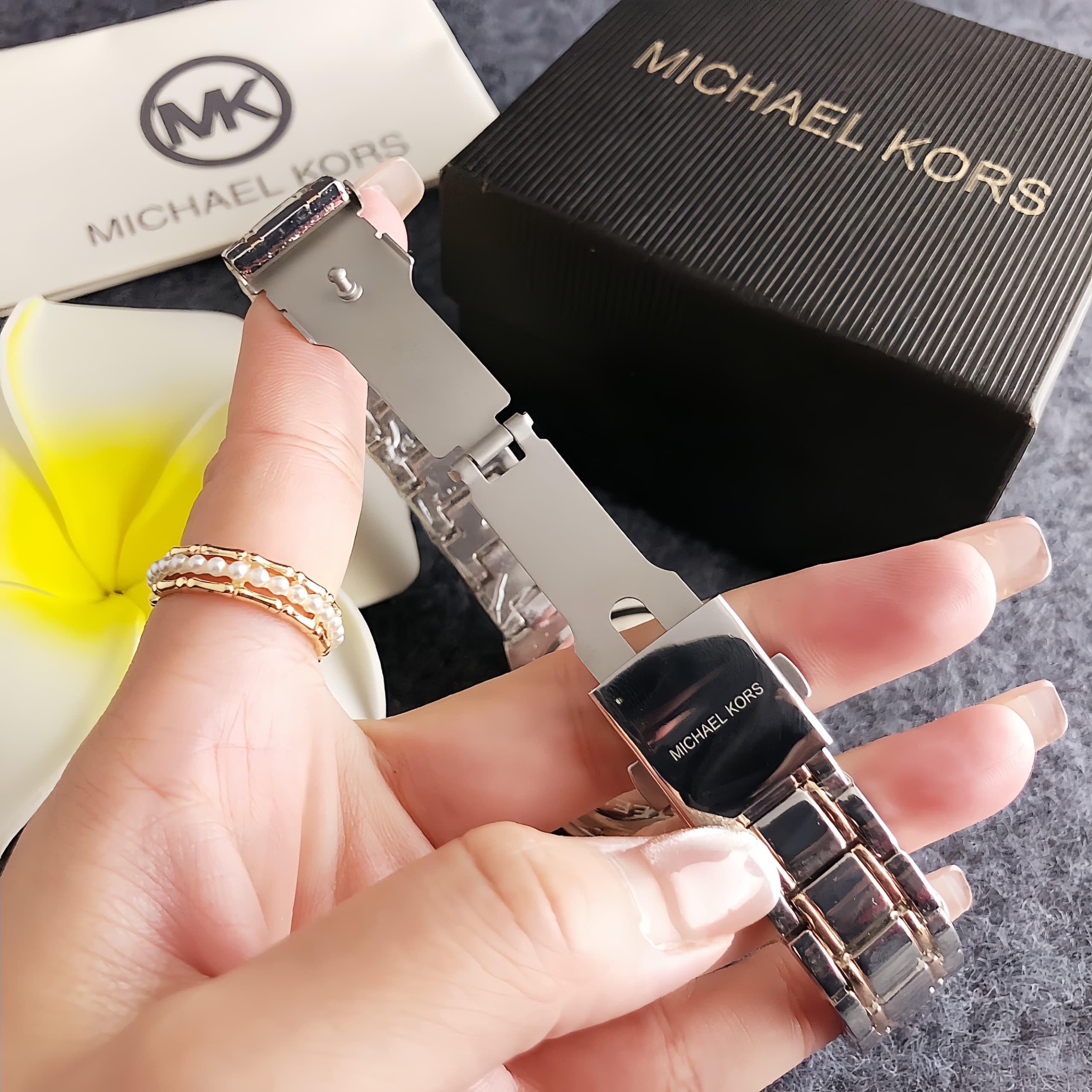 Brandneue Michael Kors Damen-L – Luxury Watch In China Bewertung und Preis
